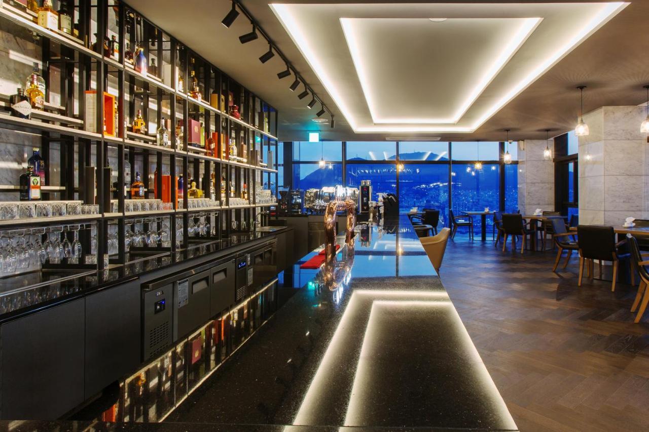 Hotel Adela Пусан Экстерьер фото
