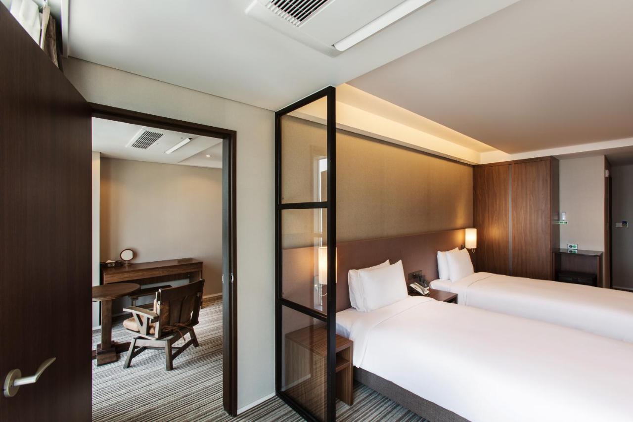 Hotel Adela Пусан Экстерьер фото