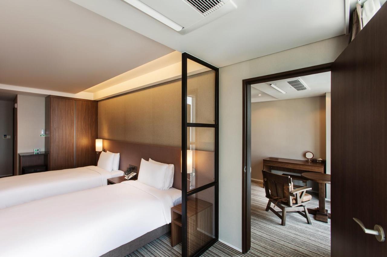 Hotel Adela Пусан Экстерьер фото
